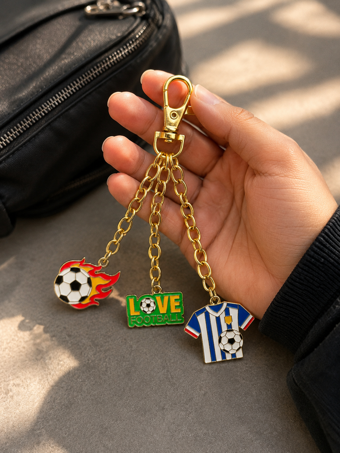 Football Lover Metal Keychain for Men & Boys – Premium Sports Theme Bag Charm & Key Ring