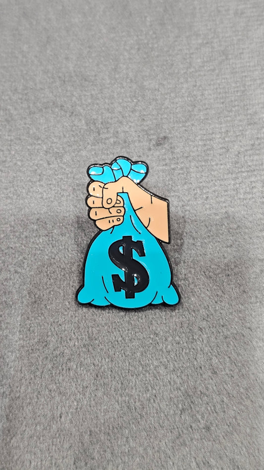 Money Bag Enamel Pin Badge – Dollar Sign Fashion Lapel Pin for Jackets, Bags & Caps