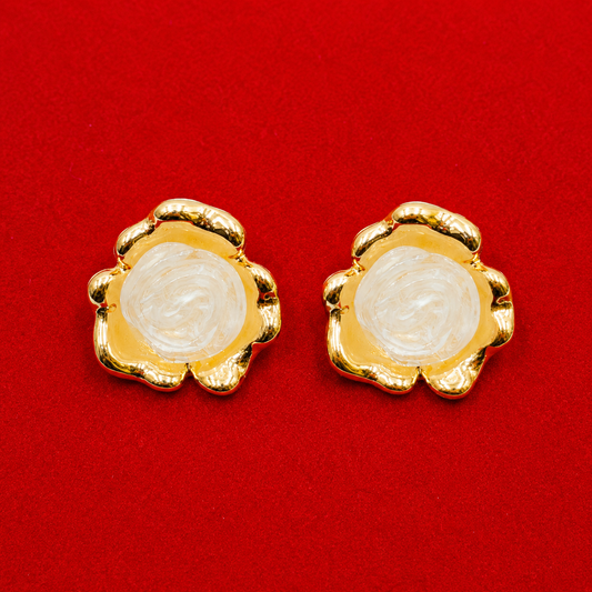 Luxury Floral Gold Stud Earrings for Women – Designer Pearl Flower Earrings