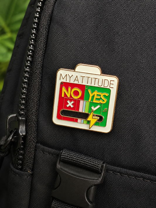 My Attitude Yes No Enamel Pin Badge – Trendy Motivational Metal Brooch for Bags, Jackets & Caps