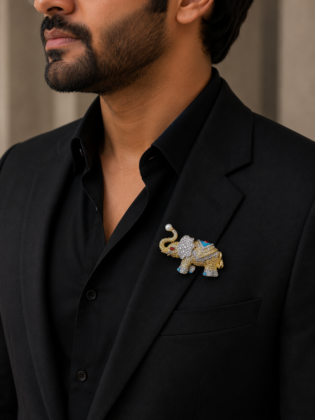 Royal Crystal Elephant Brooch Pin for Women & Men – Luxury Gold Rhinestone Animal Lapel Pin