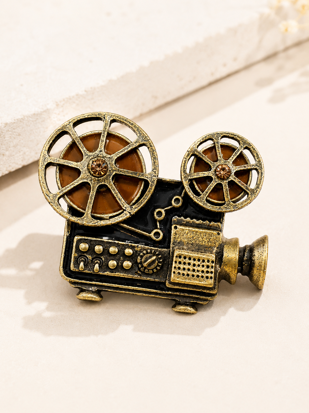 Vintage Film Projector Brooch – Retro Cinema Designer Pin