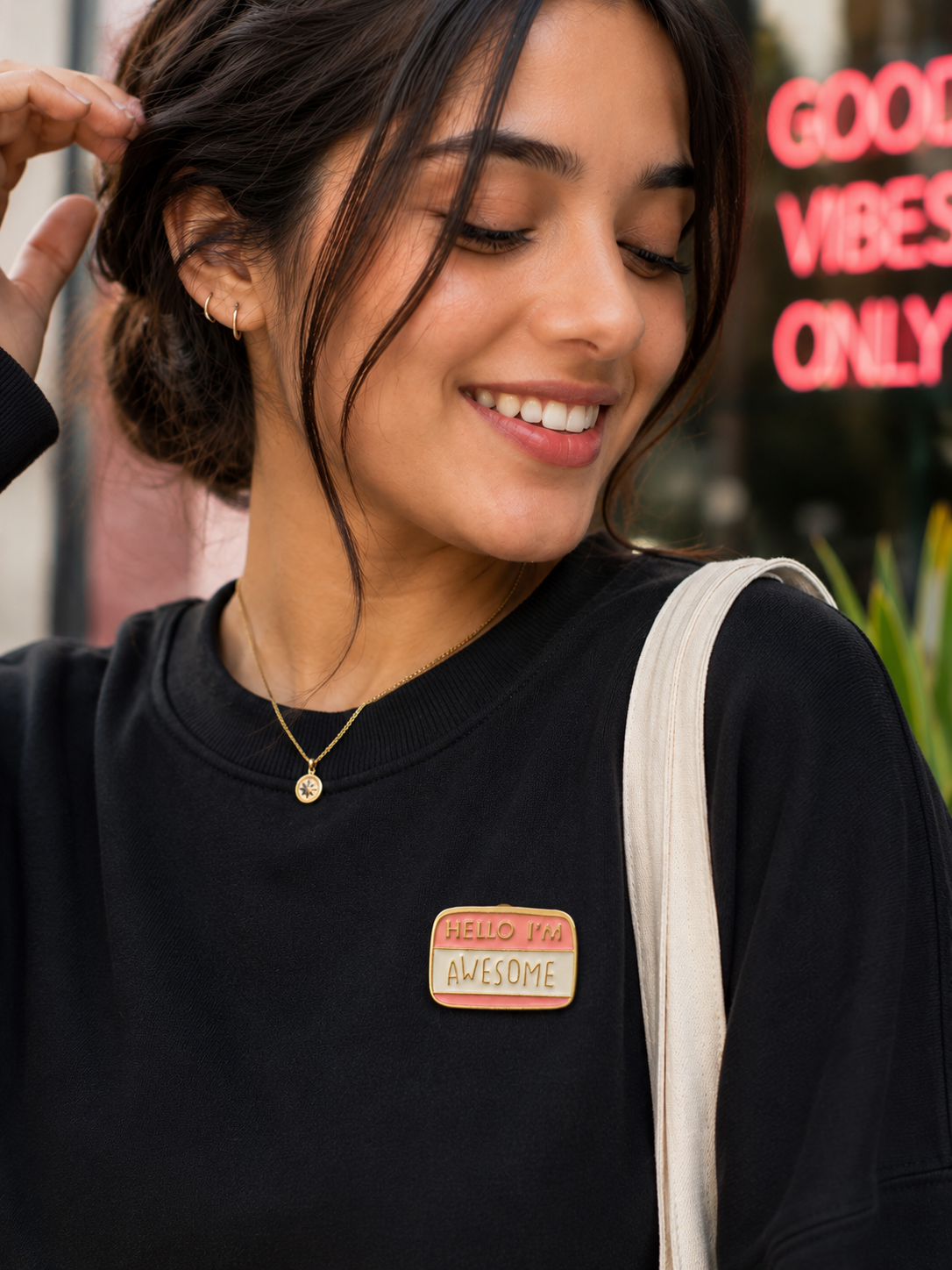 Hello I’m Awesome Enamel Pin Badge – Cute Motivational Brooch for Tote Bags, Jackets & Backpacks