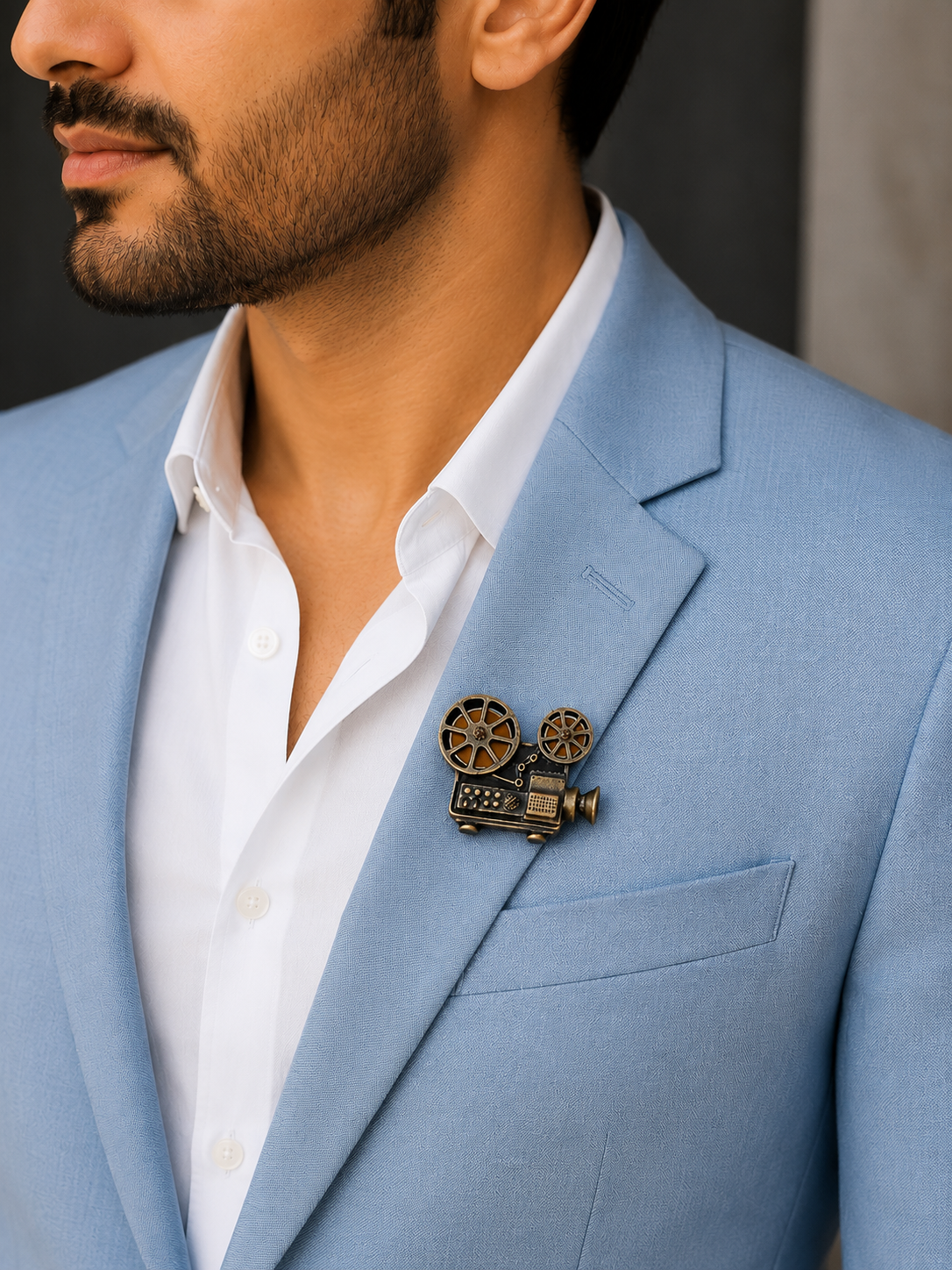 Vintage Film Projector Brooch – Retro Cinema Designer Pin