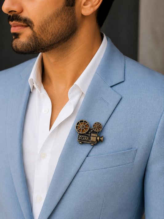 Vintage Film Projector Brooch – Retro Cinema Designer Pin